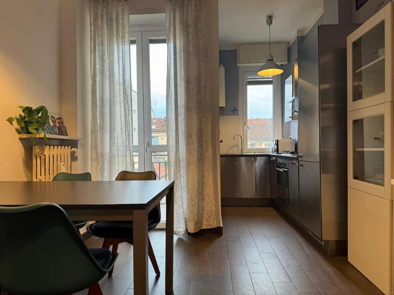 Casa Dante Vicino Metropolitana Lägenhet Turin Exteriör bild